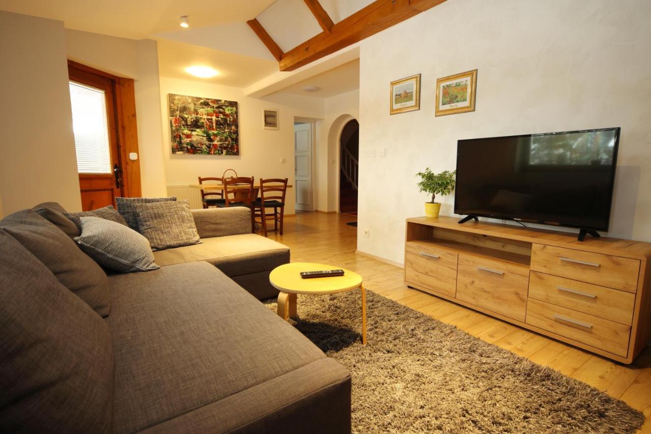 Vila Edelweiss Rooms&App Kranjska Gora Exterior photo