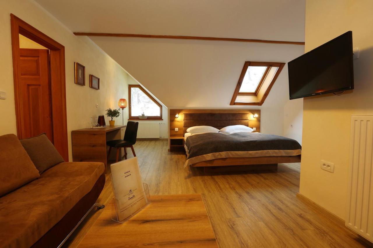 Vila Edelweiss Rooms&App Kranjska Gora Exterior photo