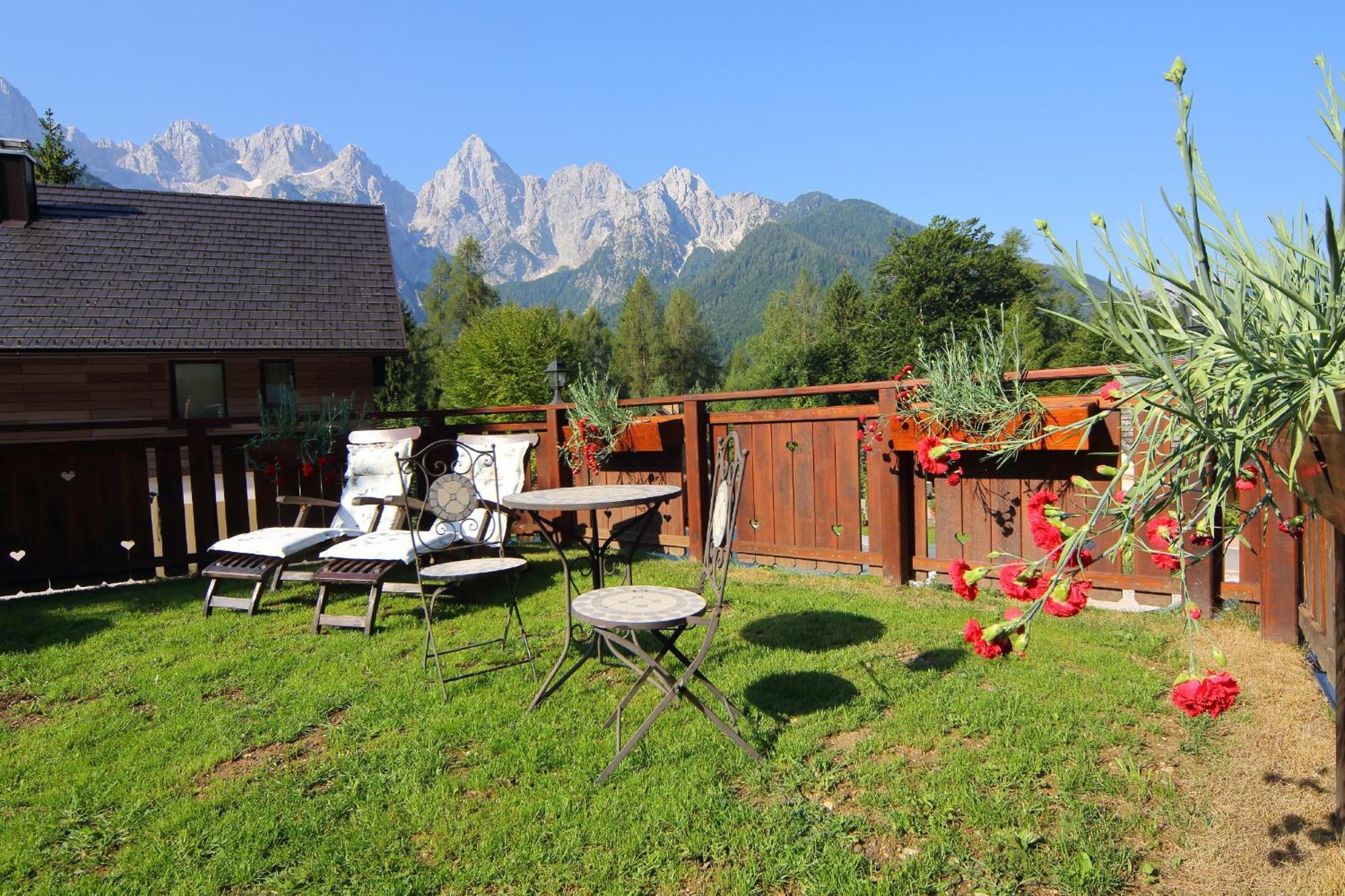 Vila Edelweiss Rooms&App Kranjska Gora Exterior photo