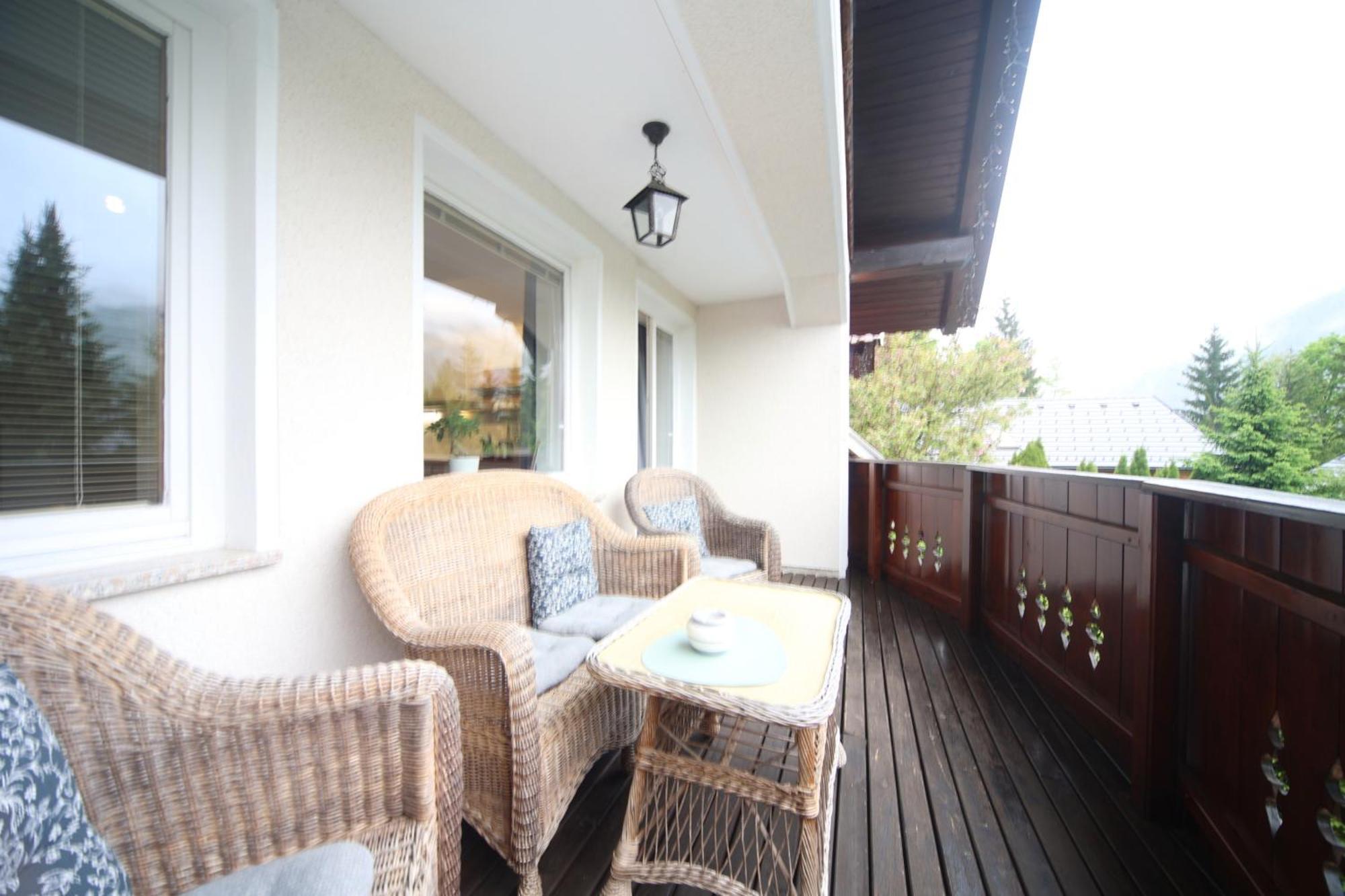 Vila Edelweiss Rooms&App Kranjska Gora Exterior photo
